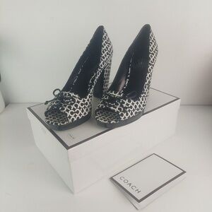 Coach Shoe Black And White Logo Print Open Toe Fat Heel Size 8.5